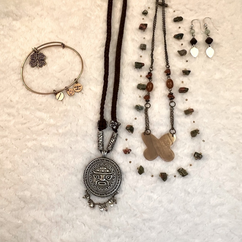 Fashion Jewelry Various Pieces Alex&Ani Butterfly Necklace Polish Gemstone